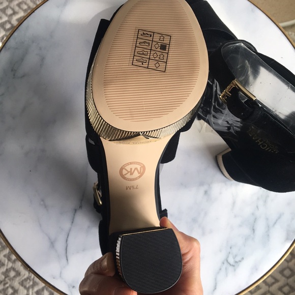 NEW Black + Gold Suede Gorgeous Michael Kors Platform Heels - Picture 9 of 14